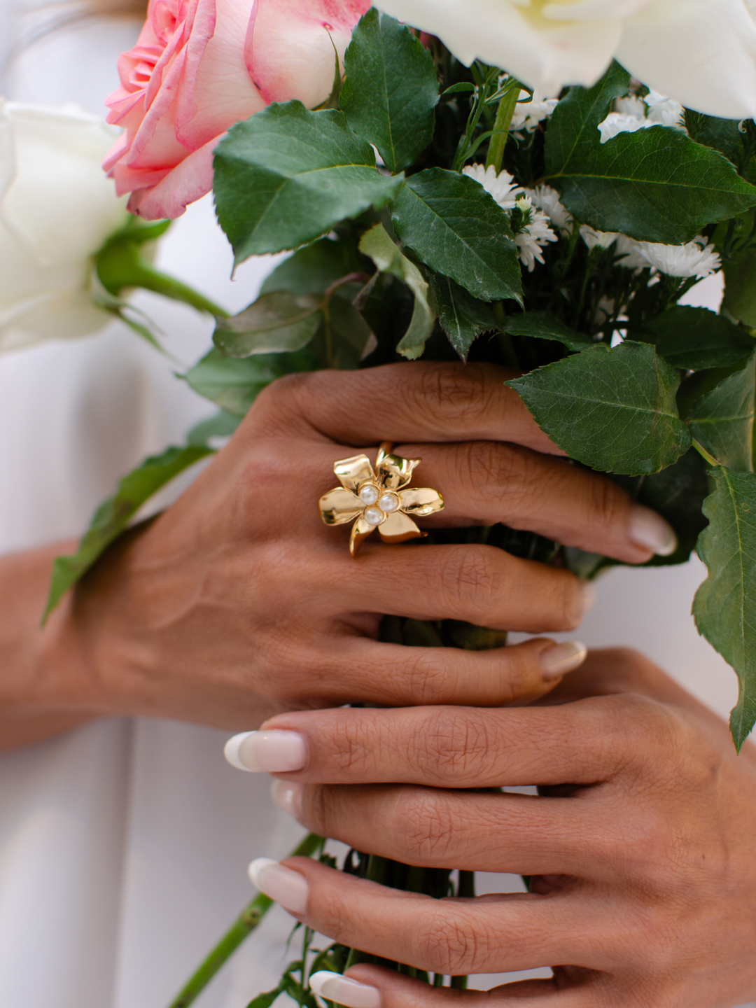 Anel Flor com Pérola